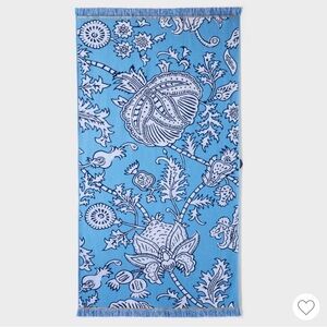 Roller Rabbit x Targer Floral Vines Blue Towel